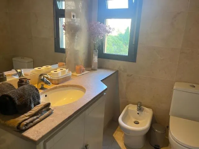 Besthomestay- Lisbon- Garden, Pool & Garage Lisbon