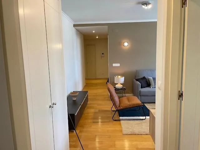 Besthomestay- Lisbon- Garden, Pool & Garage Apartment
