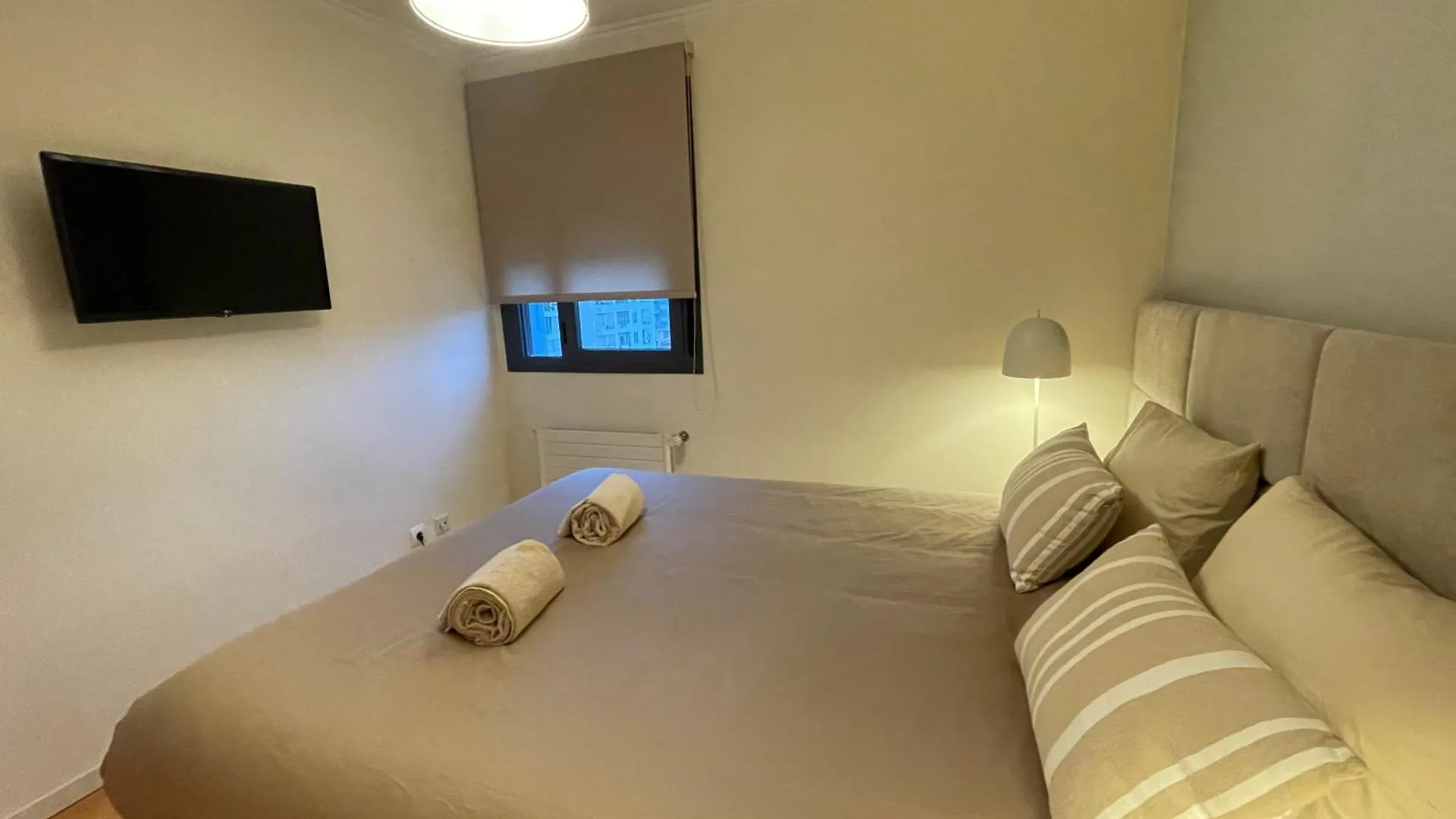 Apartment Besthomestay- Lisbon- Garden, Pool & Garage Portugal