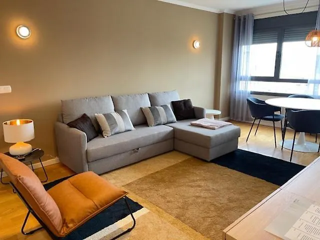 Besthomestay- Lisbon- Garden, Pool & Garage Apartman