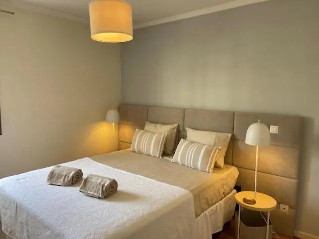 Apartment Besthomestay- Lisbon- Garden, Pool & Garage