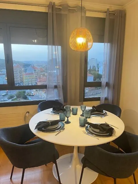 Besthomestay- Lisbon- Garden, Pool & Garage Portugal